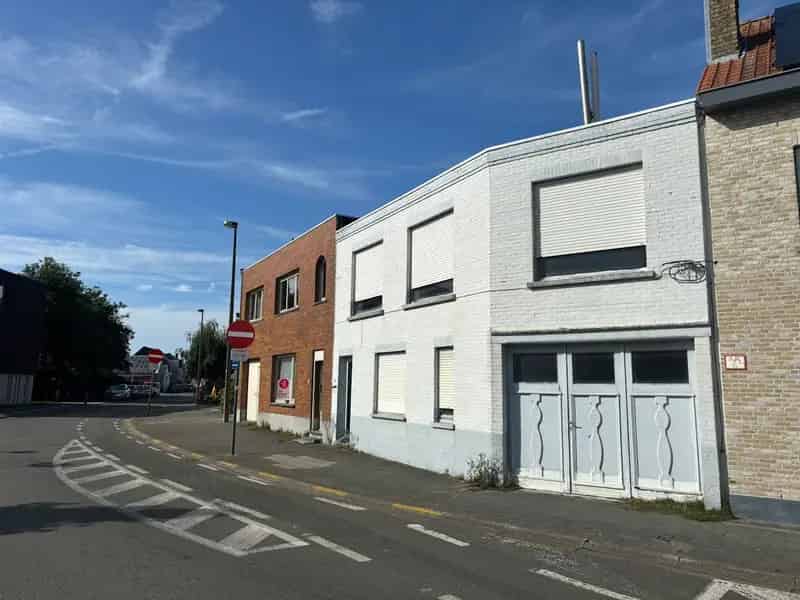 Te renoveren woning 3 slaapkamers Blankenberge 194m²