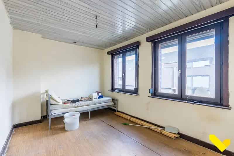Renovatiewoning 5 Kamers 6 Are 37 Ca Geel