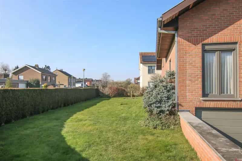 Halfopen Woning Rustige Wijk