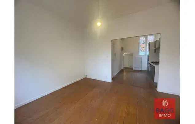 Huur 1 slaapkamer appartement van 50 m² in Antwerp