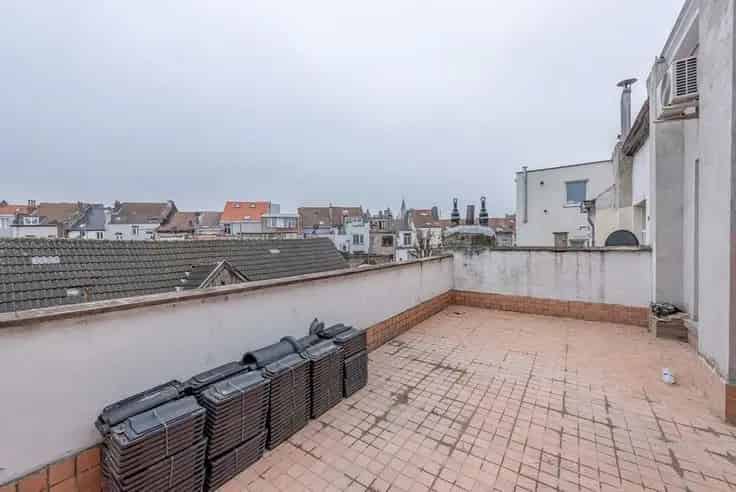 Appartement 173m2 te Schaerbeek Terras Renovatieproject