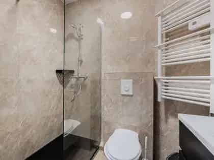 Gemeubileerd 4 Slaapkamers Appartement te Huur Rue Emile Wauters