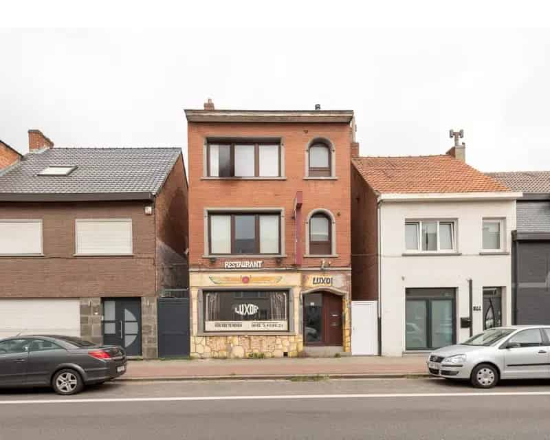 Huis te koop Brasschaat: Renovatie of Nieuwbouw