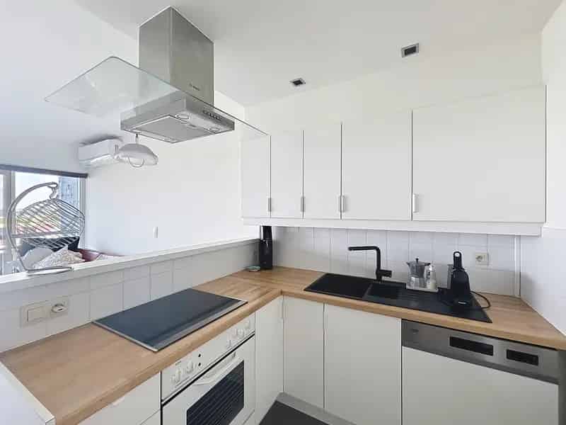 Appartement te koop: Studio te Laguna Beach nabij Zeedijk