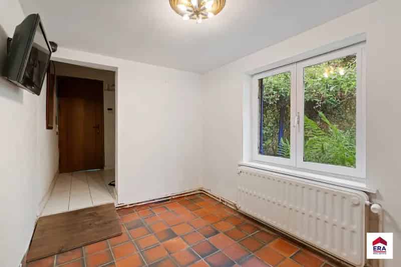 Landelijke woning te huur Sint-Pieters-Leeuw 3 slaapkamers 40 are grond