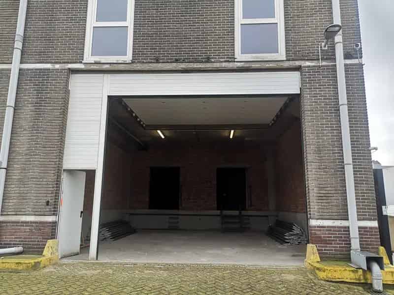 Toonzaal en Magazijn te Huur Antwerpen