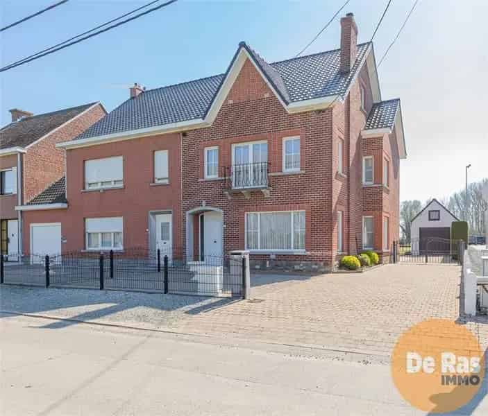 Huis te koop Westrem: 3 slaapkamers, tuin, garage