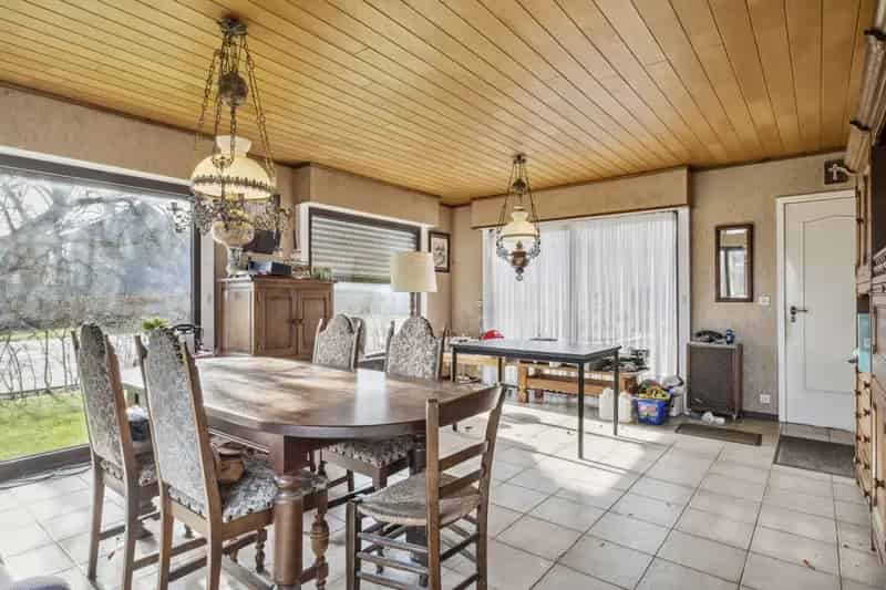 Huis te koop Eernegem: te renoveren open bebouwing
