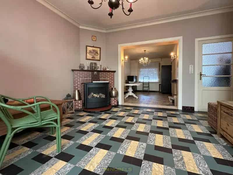 Te renoveren woning Ronse met potentieel en tuin