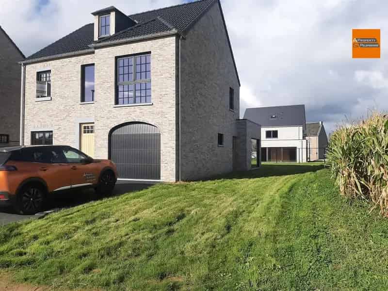 Nieuwbouwwoning met 4 slaapkamers