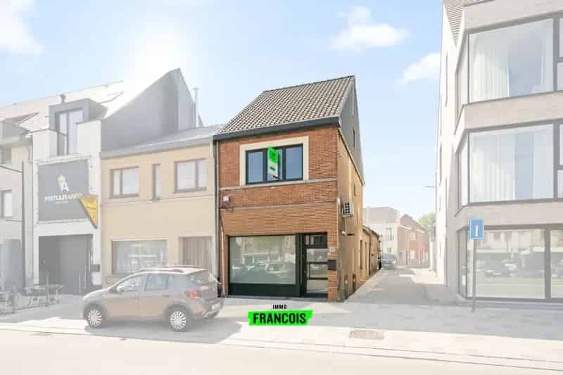 Instapklare woning met garage Sint-Lievens-Houtem