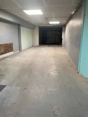 Magazijn te huur 290m² Wetteren
