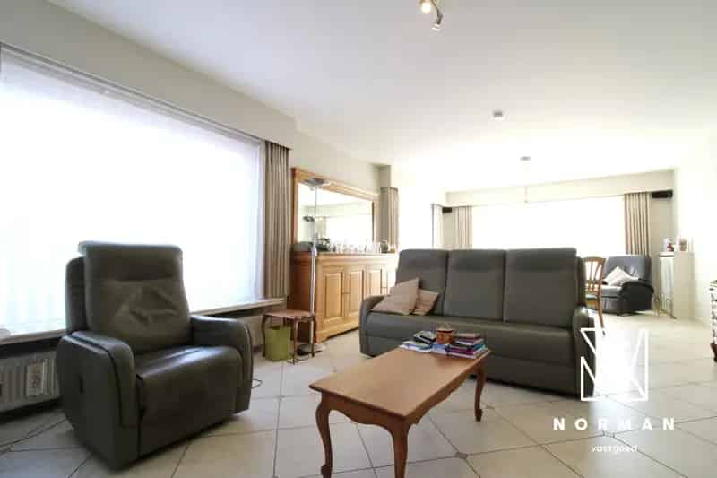 Gelijkvloerse woning 5 slaapkamers 1000m²
