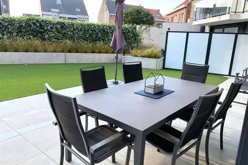 Gelijkvloers Appartement te Koop 2 slaapkamers Grote Tuin