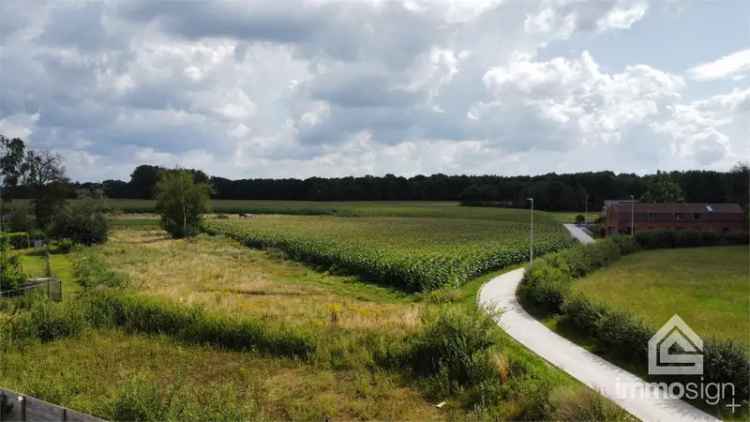 Unieke bouwkavel van 32a26ca met achterliggend weiland te Grote Heide