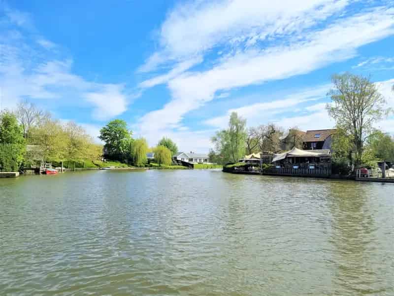 Appartement te huur Drongen: Ruim hoekappartement nabij Leie