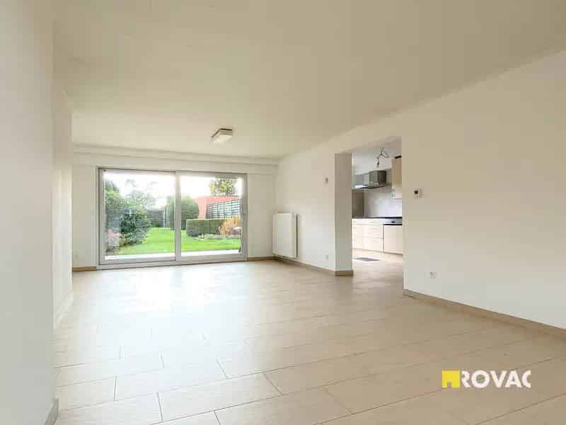 Huis te koop: gerenoveerde woning met tuin en garage