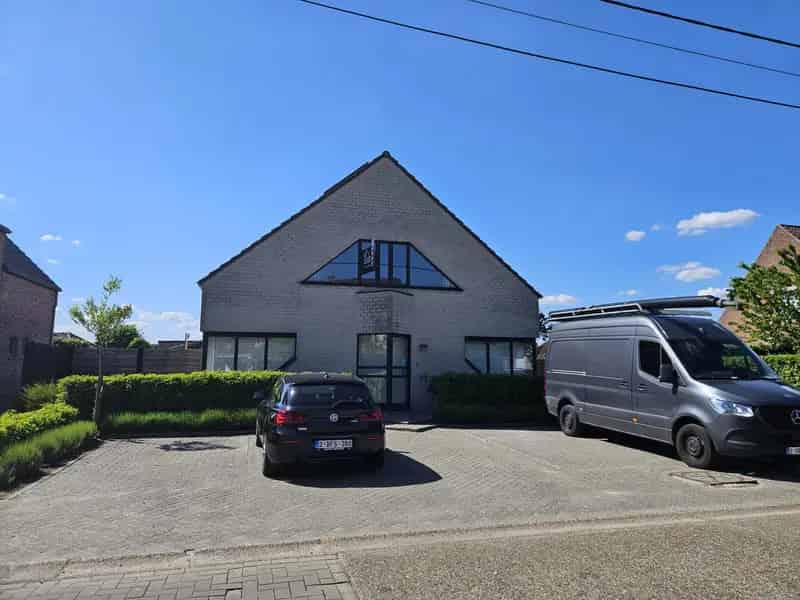 Appartement te koop 2 slaapkamers terras staanplaatsen