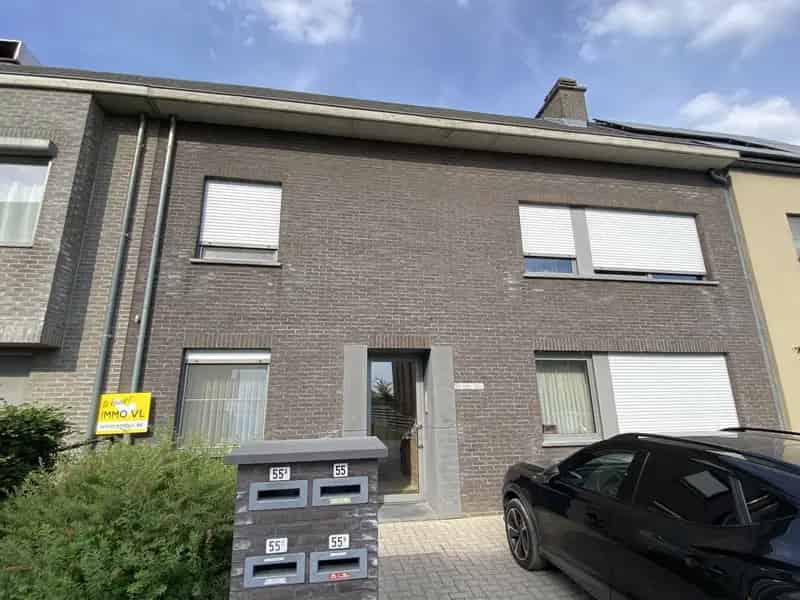 Gelijkvloers Appartement met Tuin en Garage in Geel Centrum