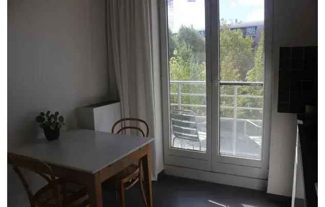 Huur 1 slaapkamer appartement van 73 m² in Ghent