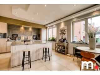Huis te koop Ledegem 6 slaapkamers  praktijkruimte