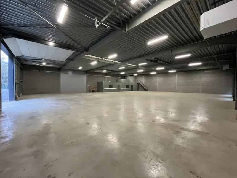 Centraal gelegen magazijn 750m²