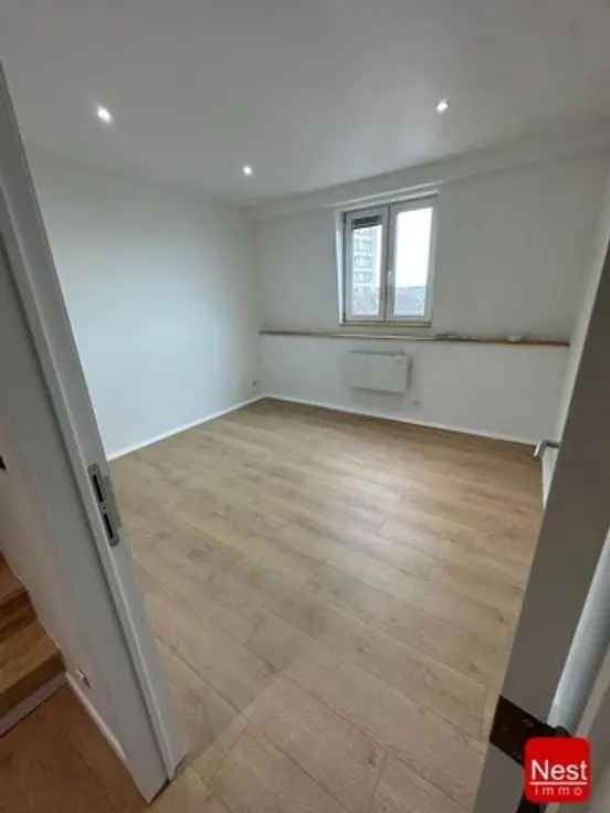 Appartementsblok Anderlecht: 7 Huureenheden te Koop