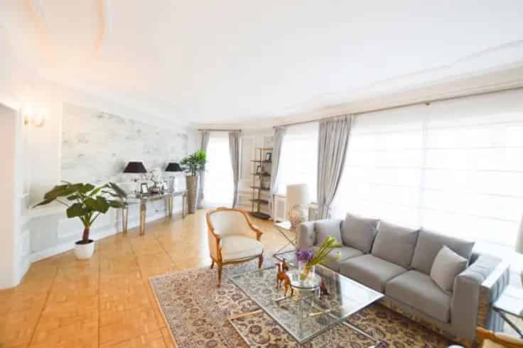 Luxueus Appartement Te Koop Nabij Franklin Rooseveltlaan