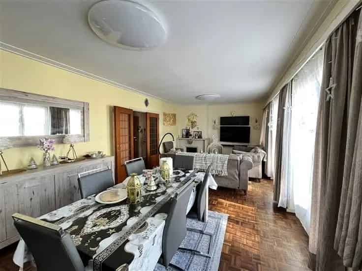 Appartement Te Koop Saint-Guidon 2 slaapkamers 104m²