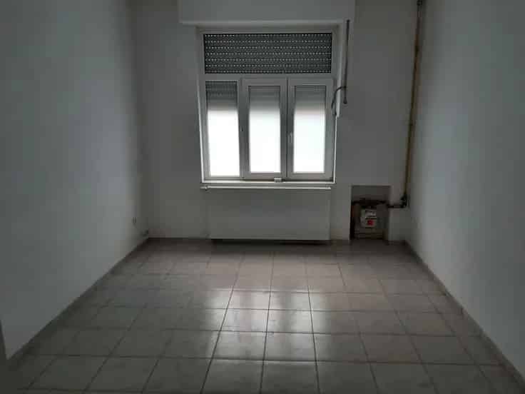 Huis te Koop 95m² 3 Slaapkamers Tuin