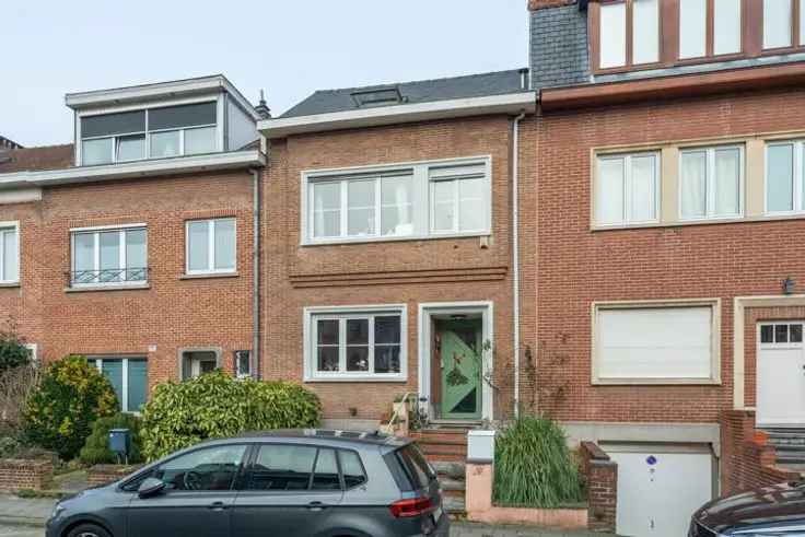 Huis te huur met 3 slaapkamers en kantoor