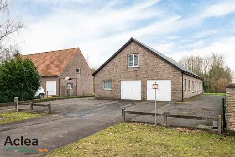 Huis te koop Kaprijke: Ruime woning met 3 slaapkamers en grote garage