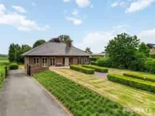 Villa te koop Tielt 4 slaapkamers grote tuin 2 garages