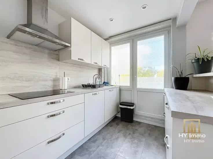 Appartement 3 slaapkamers Anderlecht gerenoveerd 2021