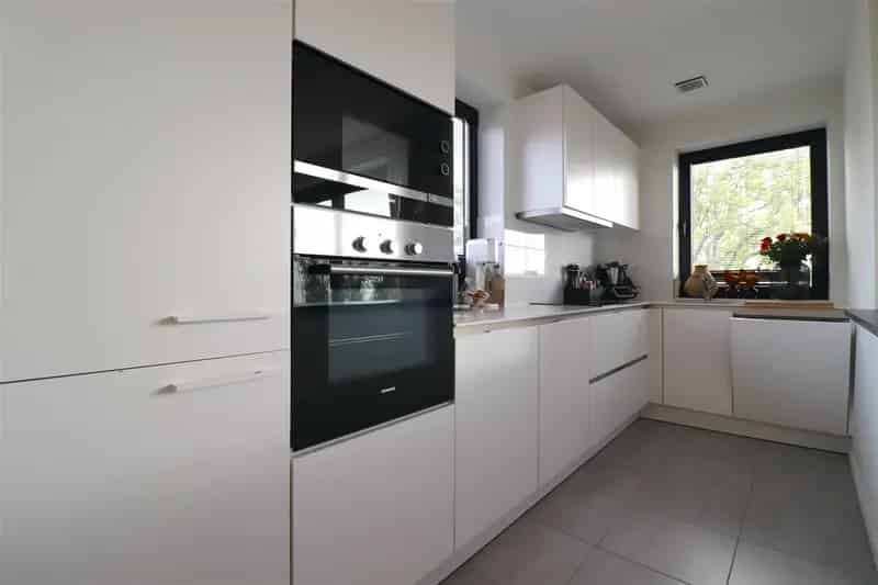 Luxe Appartement te Huur Antwerpen 2 Slaapkamers Terras Parking