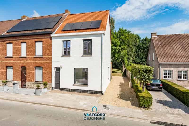 Gerenoveerde Halfopen Bebouwing Nazareth