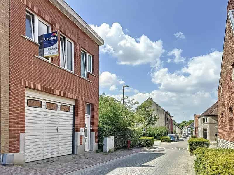 Rijwoning 207m² te renoveren met terras