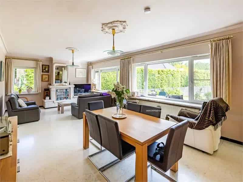 Villa te koop Schendelbeke 3 slaapkamers gerenoveerd