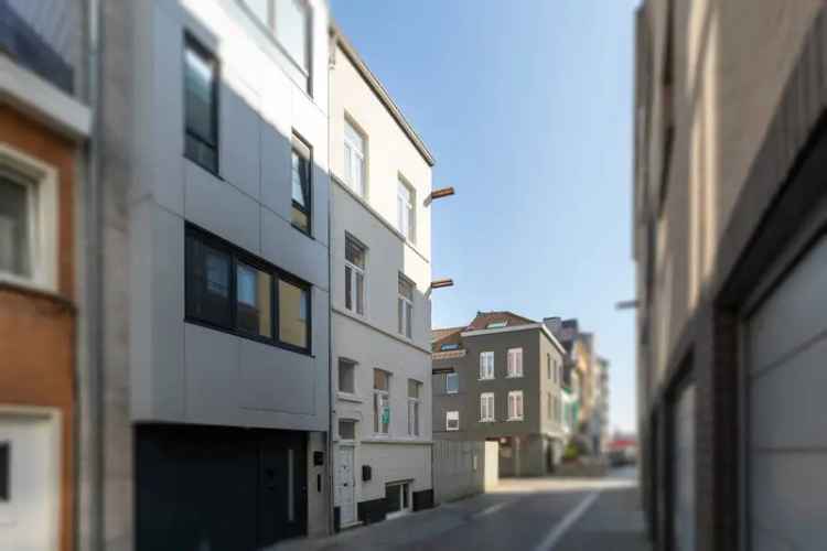 Gerenoveerde woning Oostende Centrum