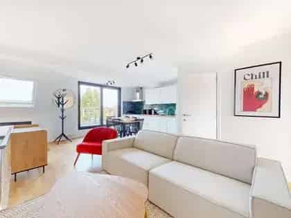 Ruime Duplex 6 slaapkamers 2 badkamers Terras Online te huren