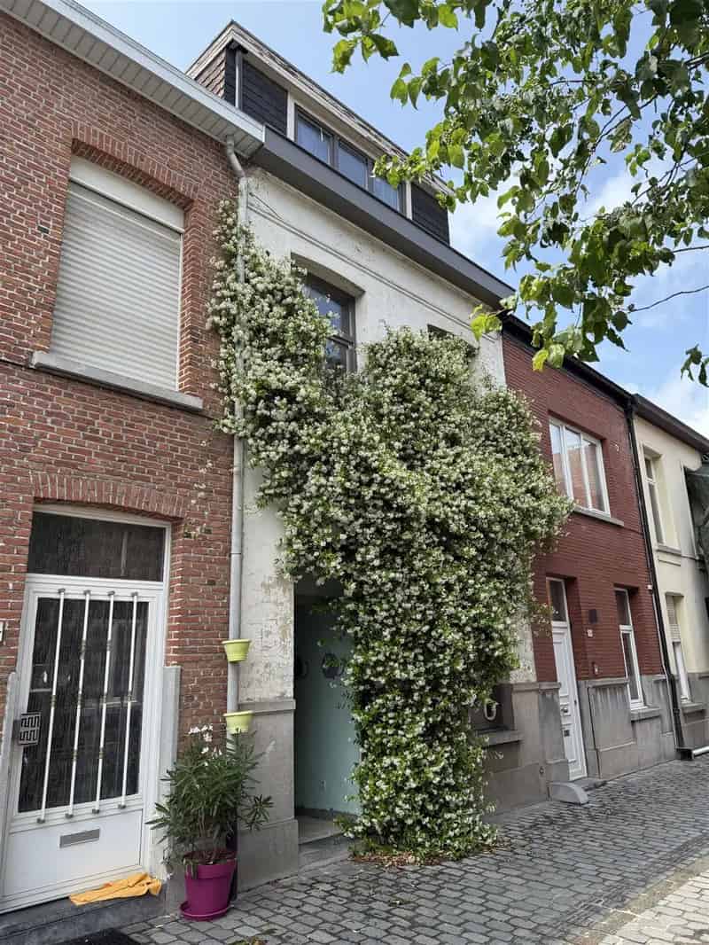 Huis te huur Looks: 4 slaapkamers, stadstuin, zonnepanelen