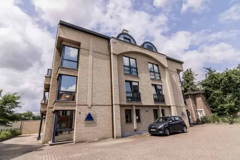 Huis te koop Aalst: gelijkvloers 222m², kantoren & appartement