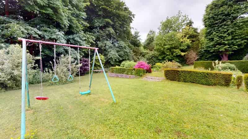 Grote villa te huur 7 slaapkamers tuin Zuid gerust