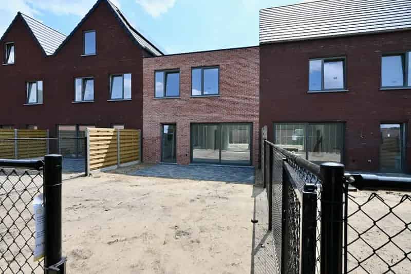 Nieuwbouw woning 3 slaapkamers  tuin terras