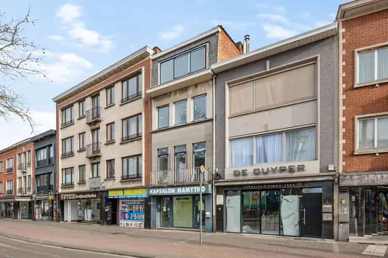 Gerenoveerd appartement Mortsel 60m2 2 slaapkamers terras