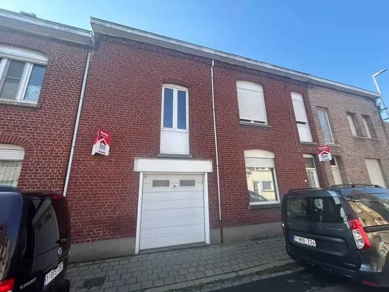 Huis te koop Wevelgem 6 slaapkamers grote tuin garage
