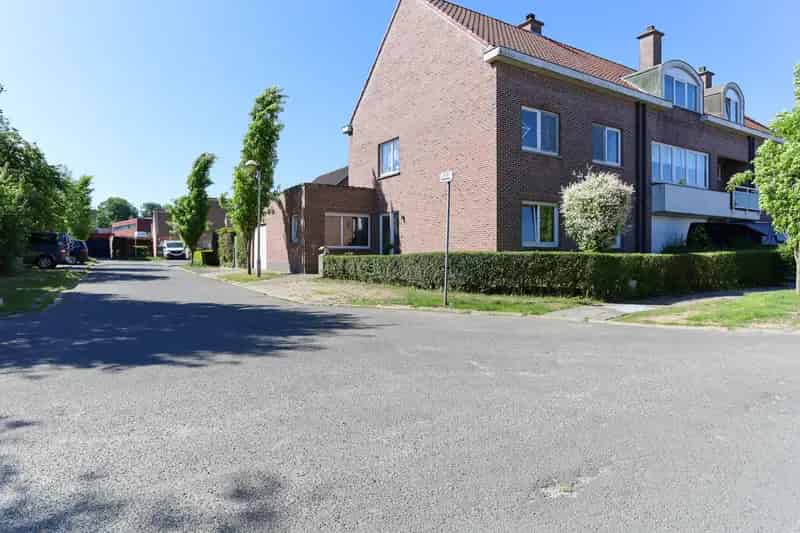 Huis te huur Beveren: HOB met 3 slaapkamers en tuin