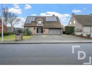 Huis te koop Poperinge - Grote villa met tuin