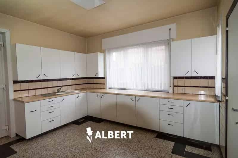 Te renoveren woning met grote tuin nabij centrum Diepenbeek