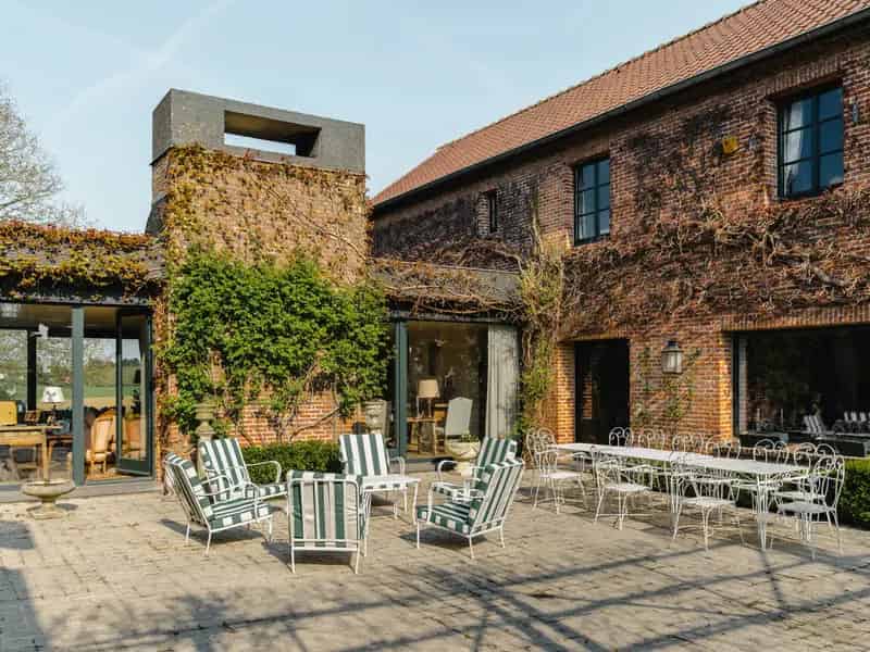Villa te Ohain: 473m², 4 slaapkamers, 3 badkamers, prachtig uitzicht